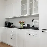 Apartman With Direct Sea View *