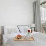 With Direct Sea View *