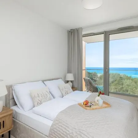 아파트 With Direct Sea View